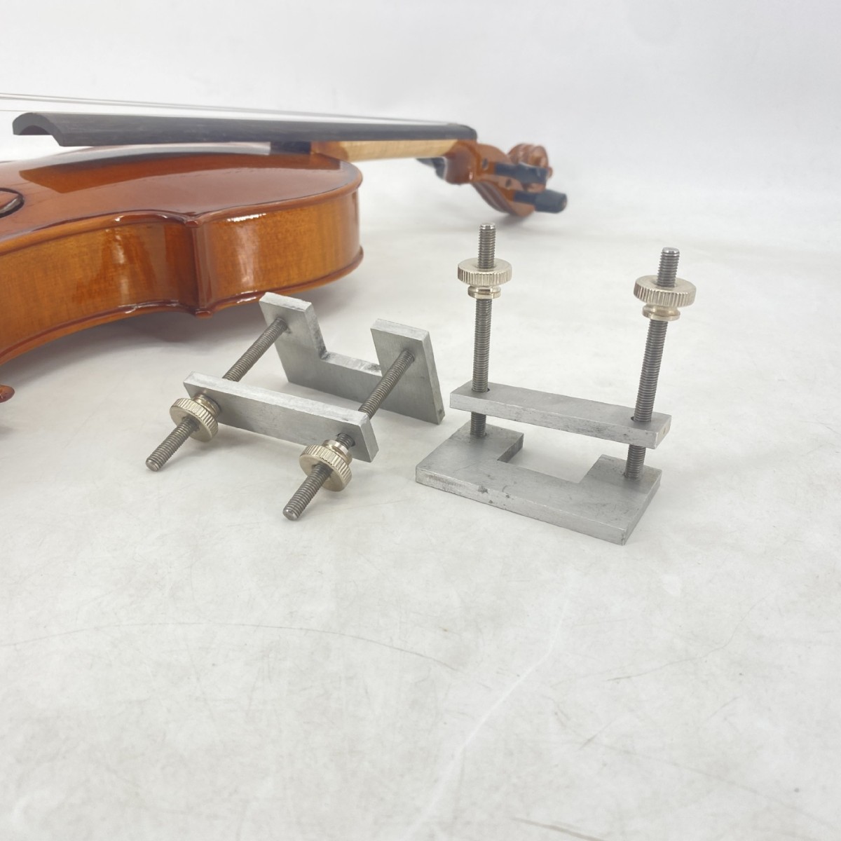 Musical Instrument Accessory R - Musical Instrument Manufacturers recension och pris