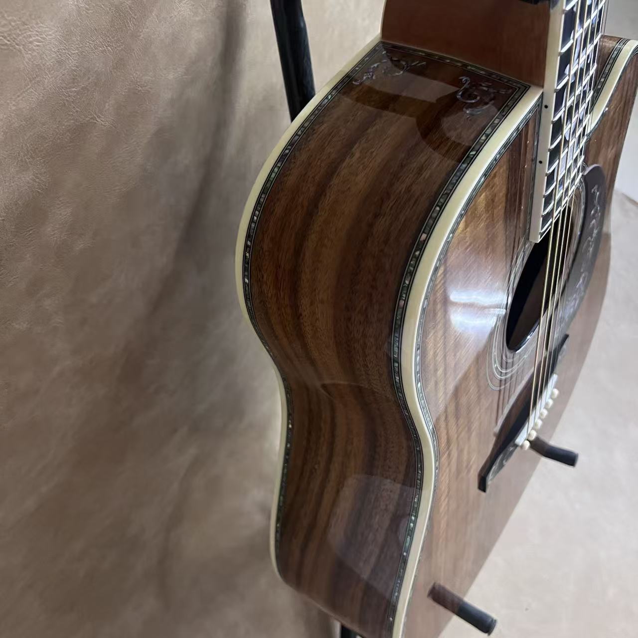 US Local Dispatch Natural Koa  - Musical Instrument Strings recension och pris